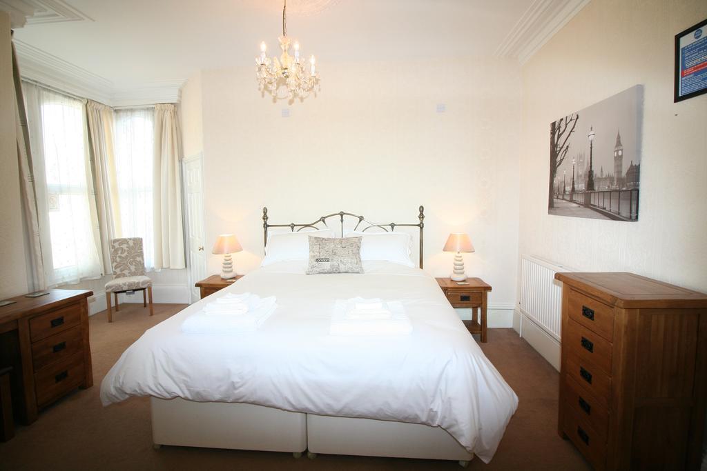 Lincoln House Bed and Breakfast Bridlington Exteriör bild